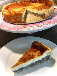 Low Carb Käse-Mohn Kuchen ohne Mehl und ohne Zucker